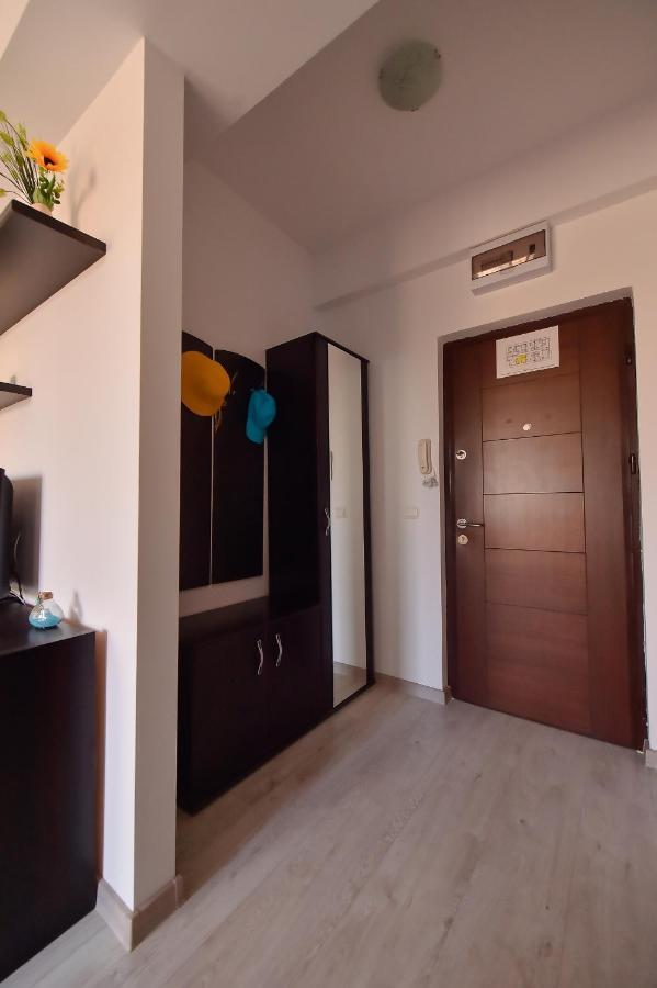 Apartment Summerland 마마이아 외부 사진